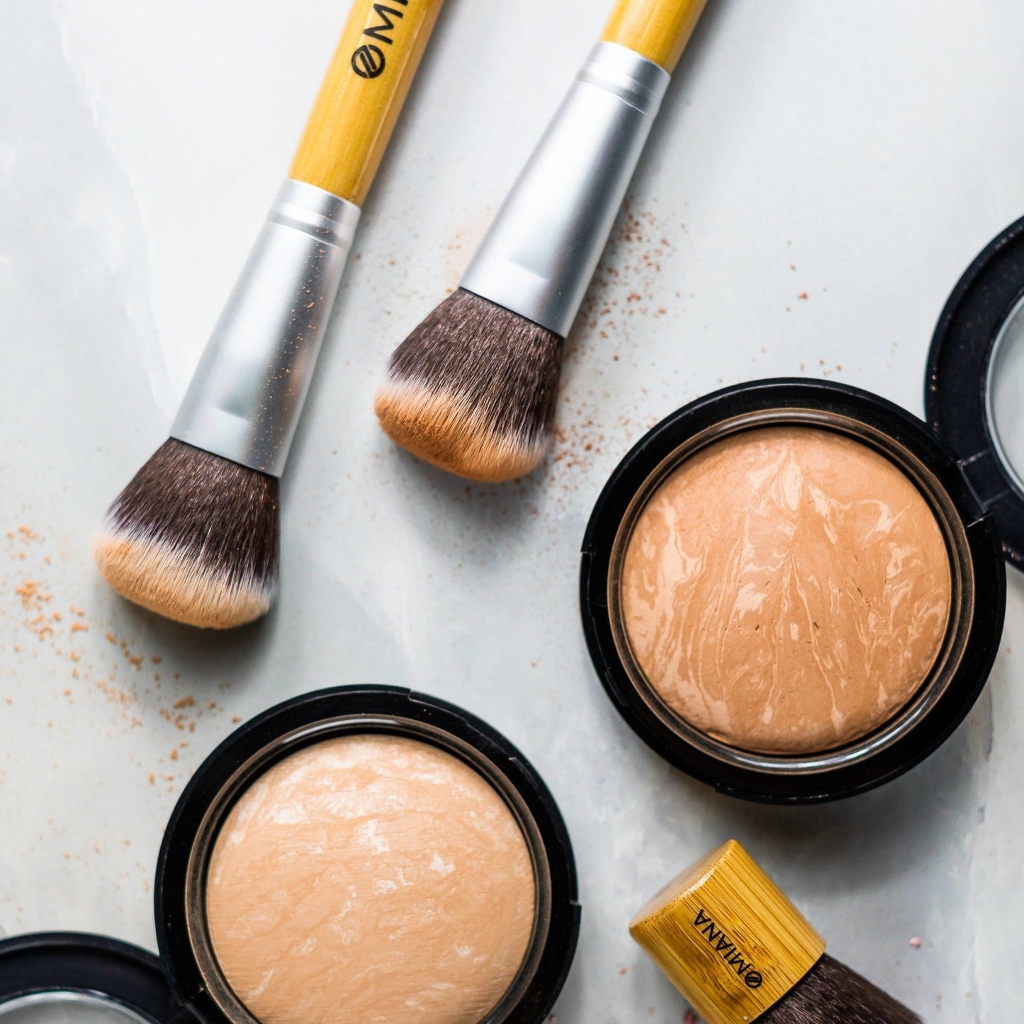 Omiana Beauty Brushes Vegan Petite Kabuki Brush